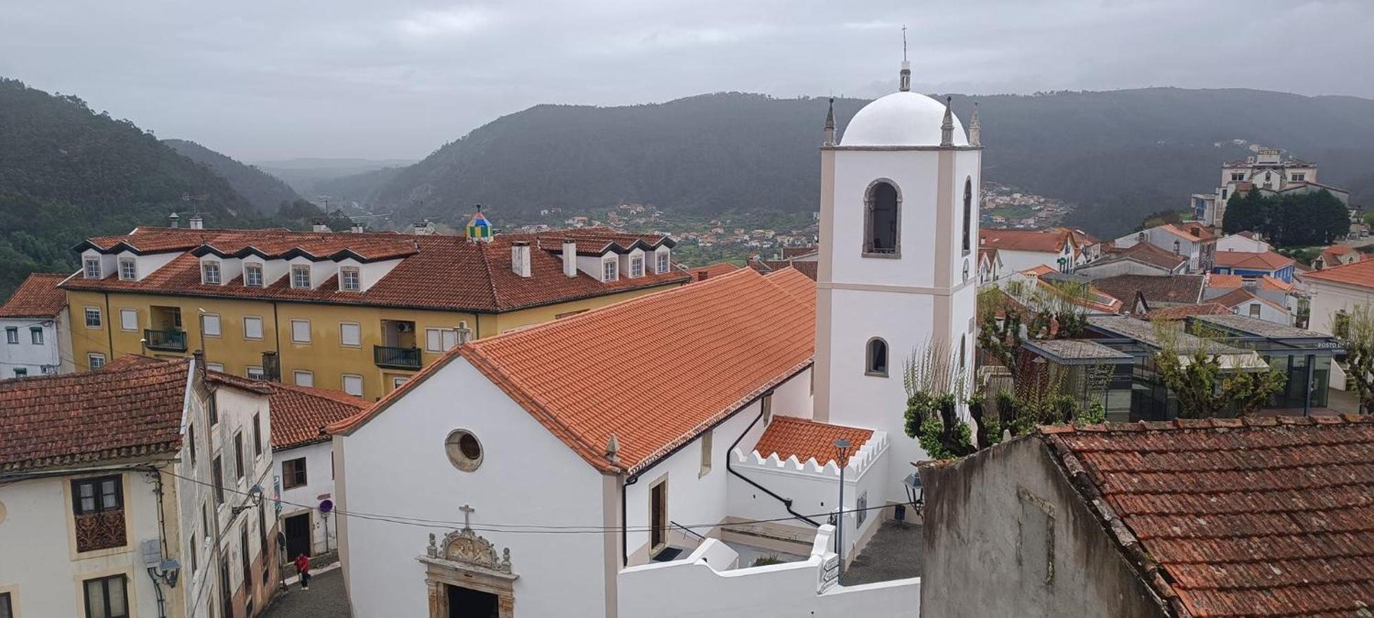 Mondalva Guesthouse Sao Pedro de Alva Exterior photo